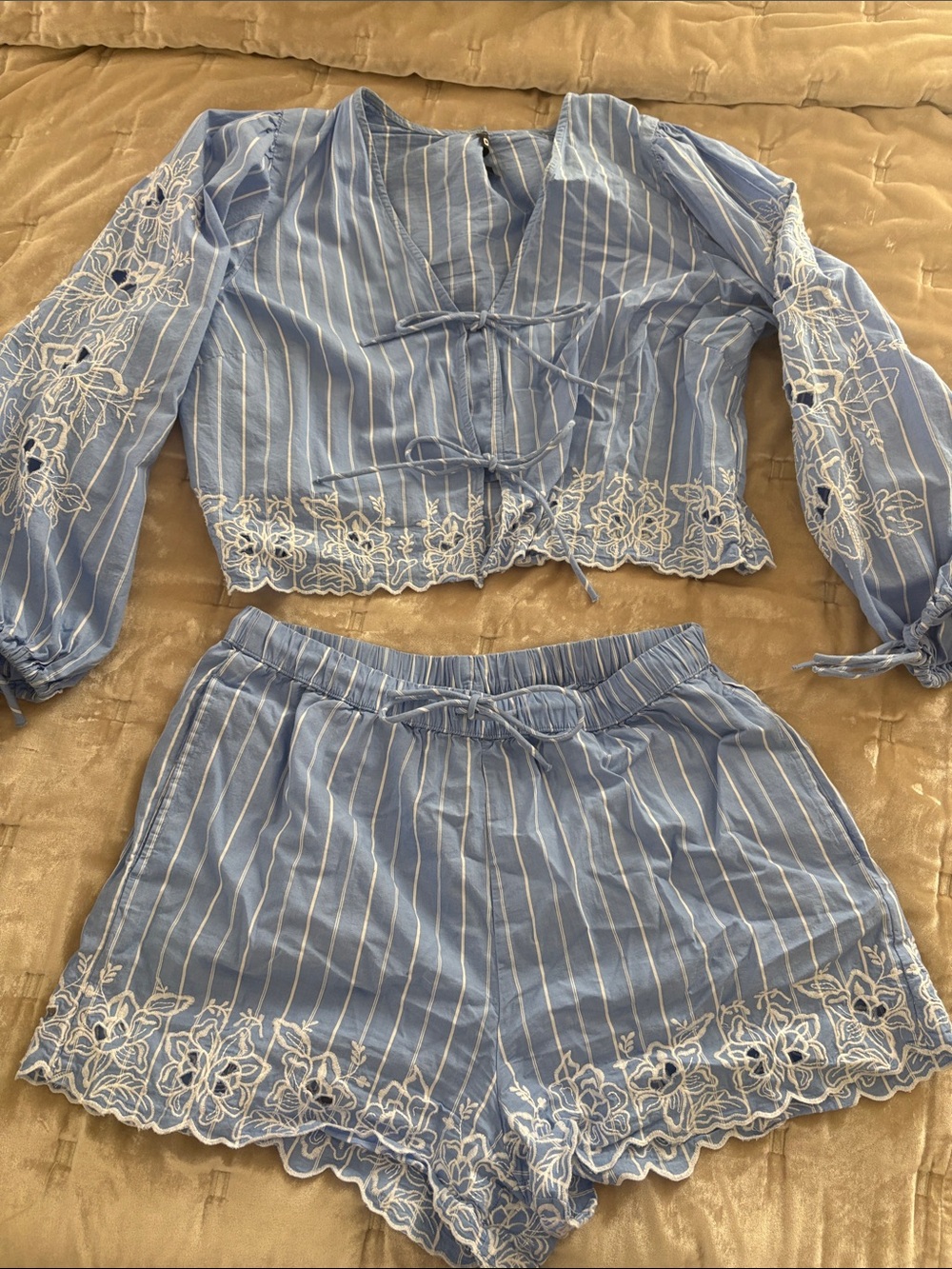 Target Blue Striped Lace Trim Women’s Shorts Set